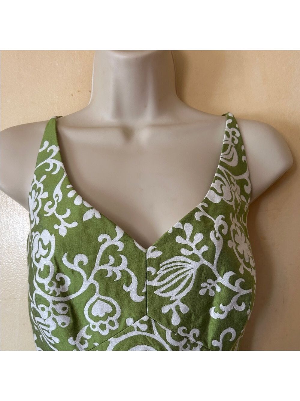 Ann Taylor Green and White Silk Floral Mini Dress size 8 - Picture 2 of 11
